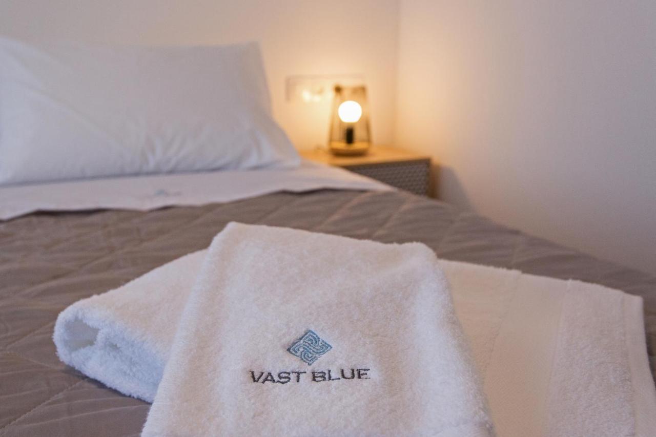 Aparthotel Vastblue Of Paros à Ambelas Extérieur photo